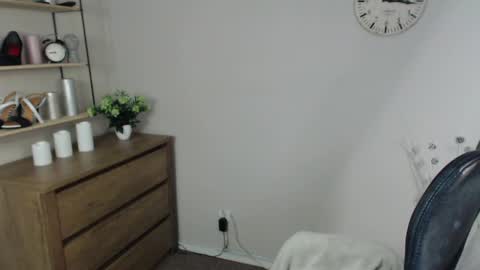 Vivian online show from 12/09/24, 10:00