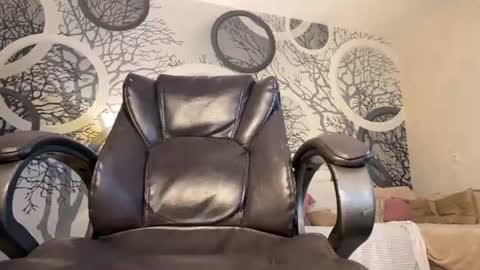 Vivian Evans online show from 06/12/26, 12:31