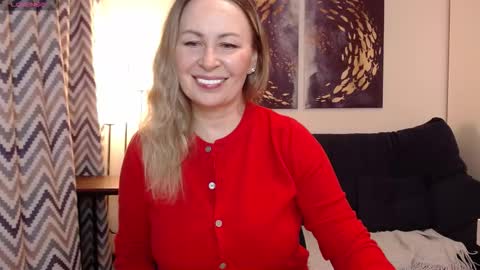 Vivian online show from 11/30/25, 05:50