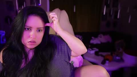 Vivi online show from 11/02/25, 07:00