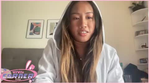 viviandela97 online show from 07/05/26, 10:17