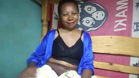 viviane0812 online show from 02/23/25, 10:09