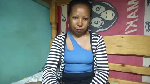 viviane0812 online show from 02/24/25, 06:36