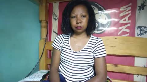 viviane0812 online show from 02/27/25, 08:39