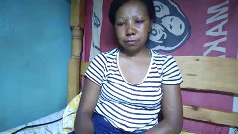 viviane0812 online show from 02/27/25, 06:53