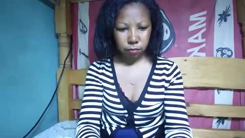 viviane0812 online show from 03/01/25, 12:45