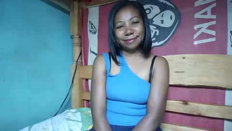 viviane0812 online show from 03/10/25, 08:48