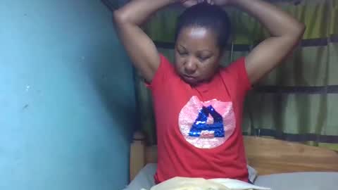 viviane0812 online show from 10/16/25, 01:06