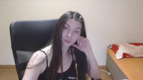 Vivian Gray online show from 12/11/24, 07:25