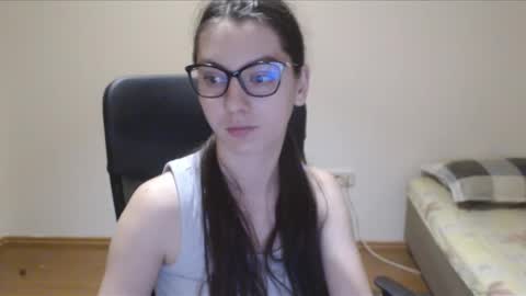 Vivian Gray online show from 03/07/25, 12:37