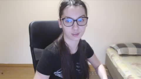 Vivian Gray online show from 03/07/25, 09:06