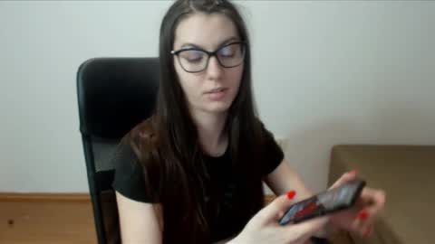 Vivian Gray online show from 03/12/25, 08:10