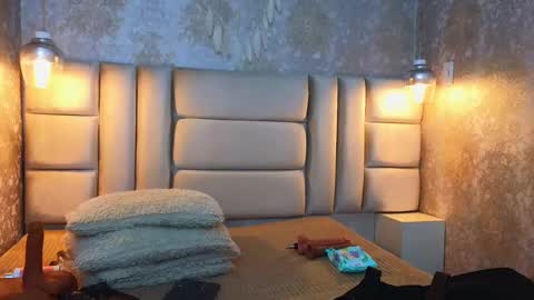 VivianRose online show from 12/17/24, 03:17