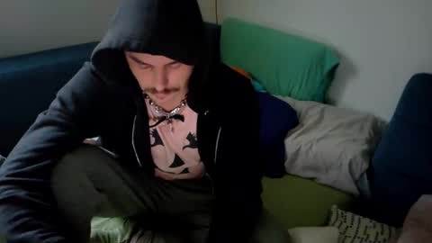 Viv online show from 11/01/25, 01:13