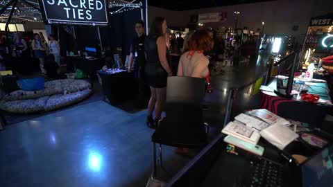 Whitney online show from 11/08/25, 12:55