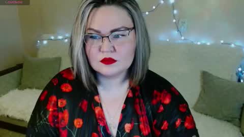 Vivien online show from 02/02/25, 07:57