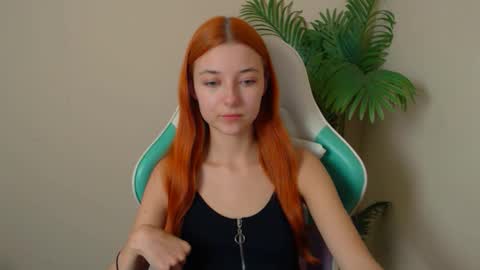 Vivien online show from 11/22/25, 08:19