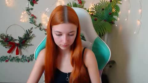 Vivien online show from 12/04/25, 06:49