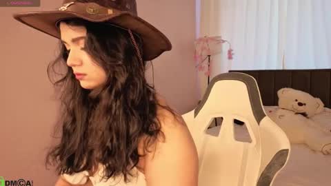 vivien_ross online show from 06/02/26, 01:07