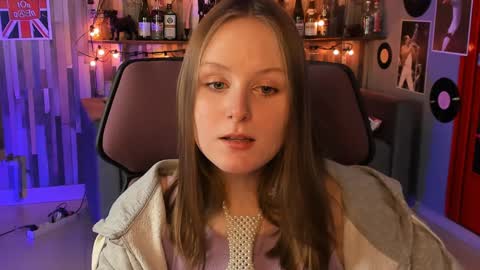 Vivien online show from 12/05/24, 07:28