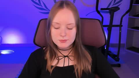 Vivien online show from 12/14/24, 01:27