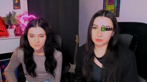 Snapshot of vivienne_sweet chatting on 02/25/25, 12:55 Vivi online show from 02/25/25, 12:55