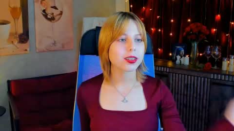 Snapshot of viviennehebert chatting on 05/09/26, 11:04 Vivienne online show from 05/09/26, 11:04