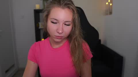 VivienVance online show from 07/08/26, 06:56