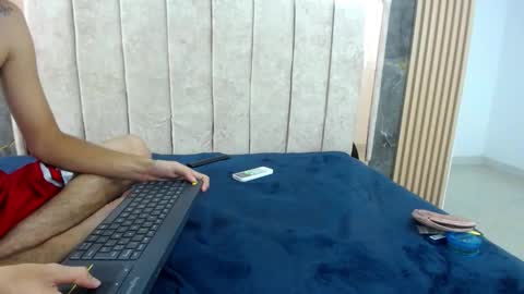 vivii_hard_love online show from 10/17/25, 10:12