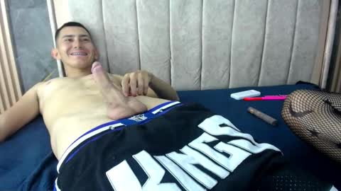 vivii_hard_love online show from 10/27/25, 06:56