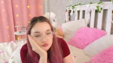 vivyboo111 online show from 05/08/26, 08:14