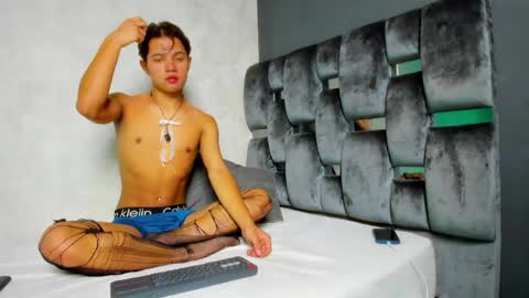 vix_hot online show from 05/06/26, 07:30