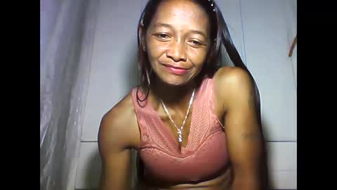 Snapshot of vixen_lina chatting on 05/31/26, 06:09 vixen_lina online show from 05/31/26, 06:09