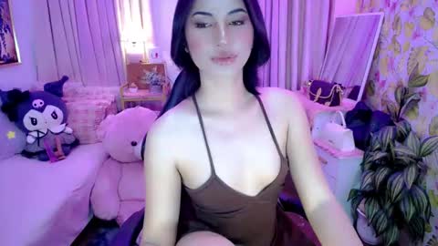 Snapshot of vixenluscious chatting on 01/14/26, 10:58 vixenluscious online show from 01/14/26, 10:58