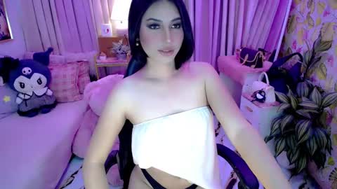 Snapshot of vixenluscious chatting on 02/26/26, 02:43 vixenluscious online show from 02/26/26, 02:43
