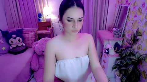 Snapshot of vixenluscious chatting on 06/04/26, 01:55 vixenluscious online show from 06/04/26, 01:55