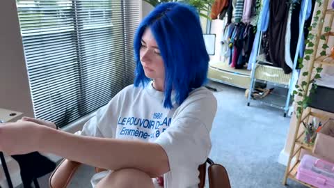 Snapshot of vixenp chatting on 09/18/25, 04:53 Polly Online mostly at 9pm-2am UK Time online show from 09/18/25, 04:53