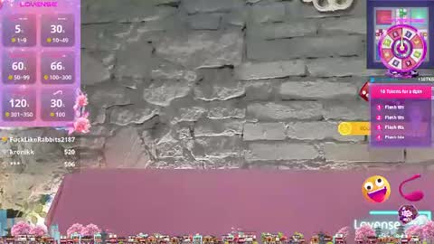 Snapshot of vixvixenn chatting on 06/25/26, 07:57 ANA online show from 06/25/26, 07:57