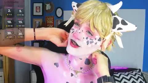 Vlad  online show from 10/21/25, 03:13