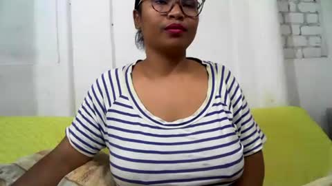 voagelle online show from 12/31/24, 04:25