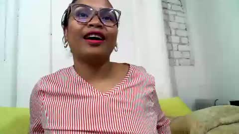 voagelle online show from 02/02/25, 04:11