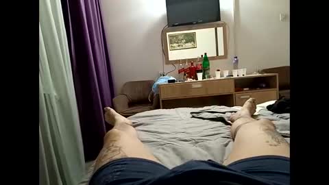 Snapshot of vodka951 chatting on 01/02/25, 02:00 vodka951 online show from 01/02/25, 02:00