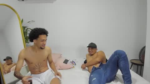 volt_boy57 online show from 11/05/25, 05:40