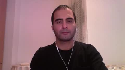 Snapshot of volve5 chatting on 10/12/25, 06:12 volve5 online show from 10/12/25, 06:12
