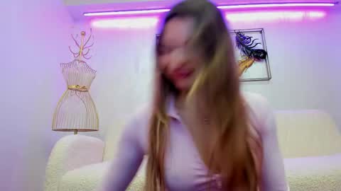 von_dee online show from 11/19/25, 06:35