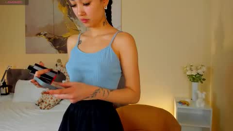 Snapshot of vonen_ray chatting on 12/14/25, 03:56 Vonen online show from 12/14/25, 03:56