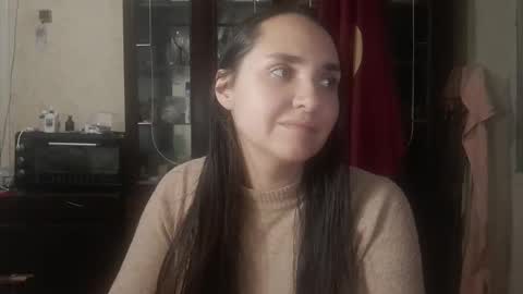 voulezvous_angel online show from 11/08/25, 06:40