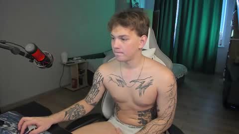 Snapshot of vova_belkin_ chatting on 10/13/25, 09:31 vova online show from 10/13/25, 09:31