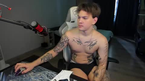 vova online show from 11/07/25, 10:15