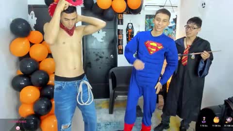 voyeurism_guys online show from 10/31/25, 11:06